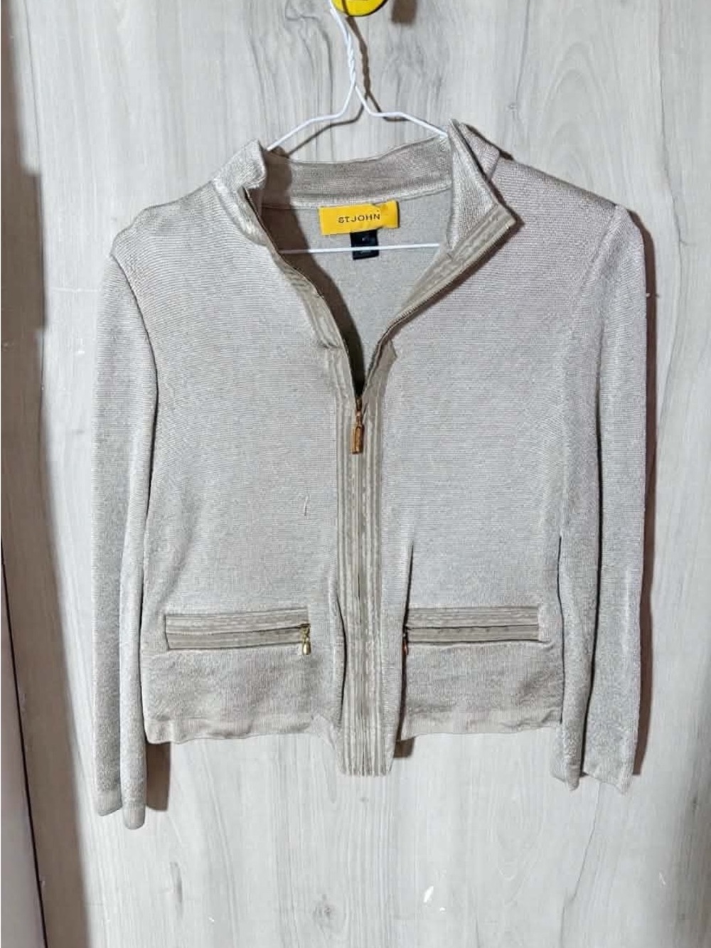 St. John authentic jacket - Picture 2 of 7